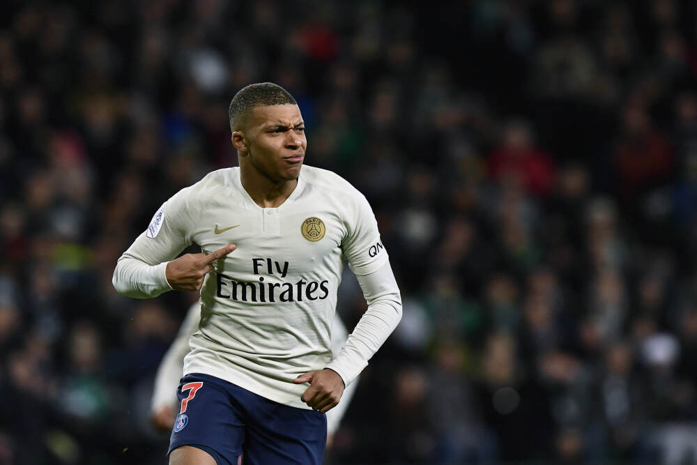 11.8今日足球推荐：全天49场赛事预测，附胜平负参考！